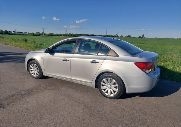 Chevrolet Cruze cena 13900 przebieg: 177000, rok produkcji 2009 z Szczebrzeszyn małe 191